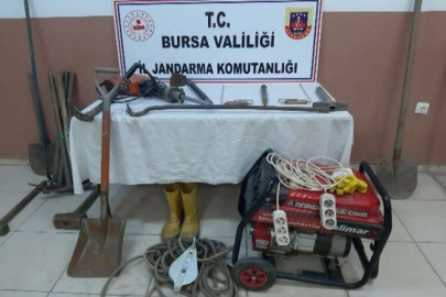 Define avcıları kazdıkları kuyuda yakalandı