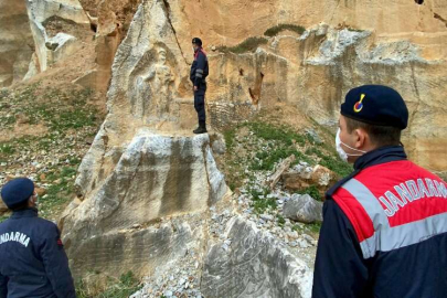 2 bin yıllık Herkül’ü delik deşik ettiler, asasını çaldılar…