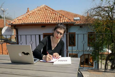 Karamuti yeni kitaplarında Misi’den ilham aldı