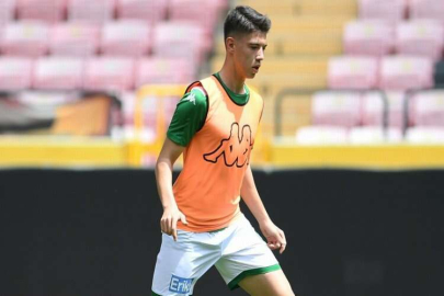 Hamza Baran Arıkan, Bursaspor tarihine geçti