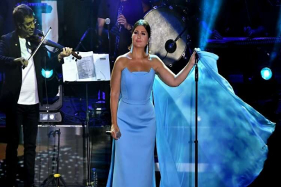 Sibel Can, şarkılarını Zeki Müren için söyledi