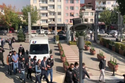 Tefecilere operasyon: 5 gözaltı