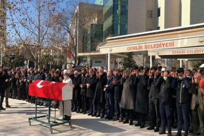 Emniyet Müdür Yardımcısı Akpınar Gemlik’te toprağa verildi