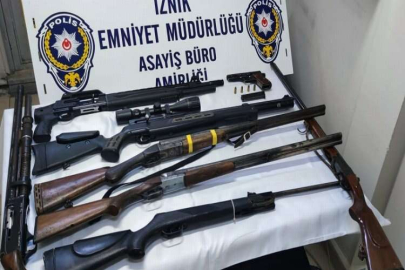 Bursa’da çok sayıda ruhsatsız silah ele geçirildi