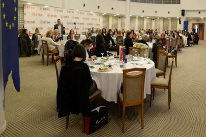 İş dünyası ve STK temsilcileri, “Afet ve Kadın” panelinde buluştu