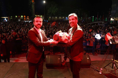 Uğur Işılak’tan unutulmayacak Kestel konseri