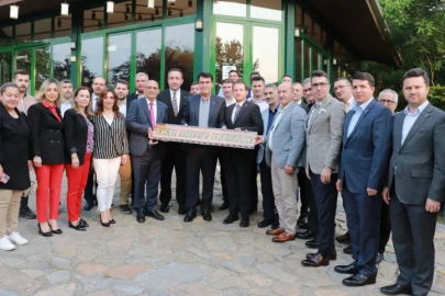 AK Parti Bursa Milletvekili Ahmet Kılıç'tan teşkilat üyelerine teşekkür