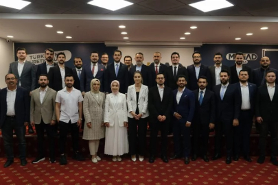 Genç MÜSİAD Bursa Şubesinde bayrak değişimi