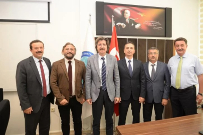 Sosyal Bilimler Enstitüsü’nde yeni Müdür Prof. Dr. Sezgin Kaya oldu