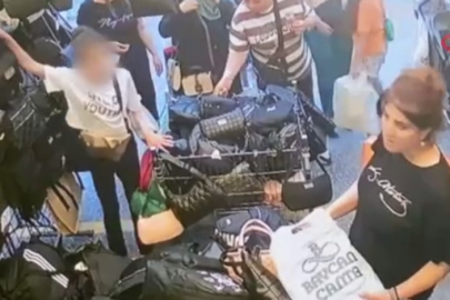 Anne ve küçük kızının organize çanta hırsızlığı kamerada