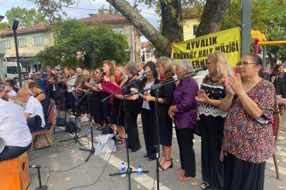 İvrindilileri türküye doyurdular
