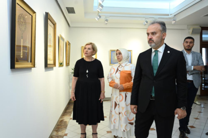 Saraydan sanata uzanan sergi