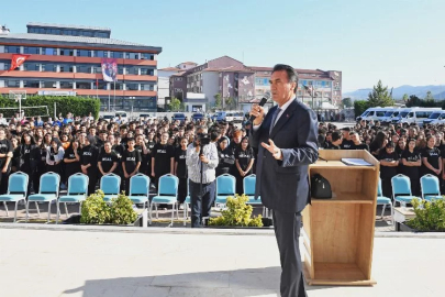 Dündar’dan öğrencilere altın öğütler