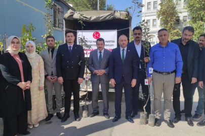 Bursa'dan Çanakkale’deki yangın bölgesine meyve fidanı desteği