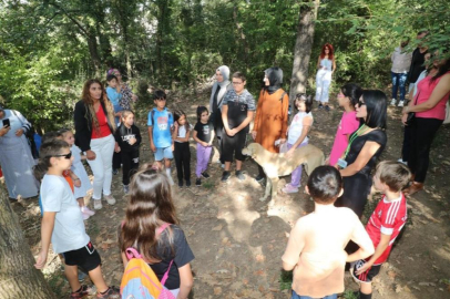İşitme engelli çocuklar doğa ile buluştu