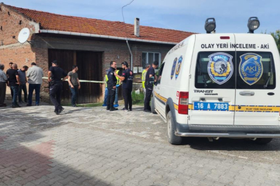 Bursa'da cinnet...Eşini ve 2 çocuğunu öldürüp canına kıydı