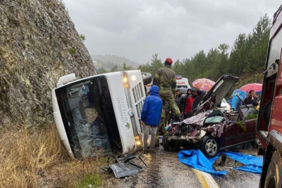 Bursa’da otobüs otomobille çarpıştı: 1 ölü, 5 yaralı