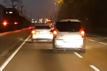 Canını hiçe saydı kilometrelerce makas atarak ilerledi