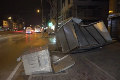 Fırtına Bursa'yı yıktı geçti