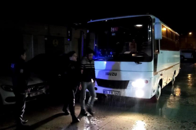 Bursa’da 17 kaçak göçmen yakalandı