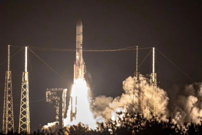 NASA, 50 yıl sonra ilk kez Ay'a iniyor