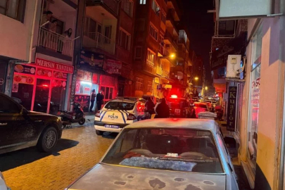 Balkondan düşen adam hayatını kaybetti