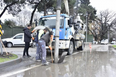 BUSKİ’den mazgal temizliği