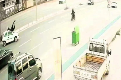 Otomobilin çarptığı yaya metrelerce savrulup feci şekilde can verdi