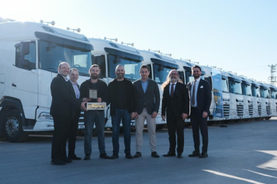 Bursa Ağır Vasıta, Hicri Ercili'ye 25 adet DAF teslim etti