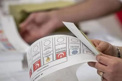 Yerel seçim için 32 ildeki oy verme işlemi sona erdi