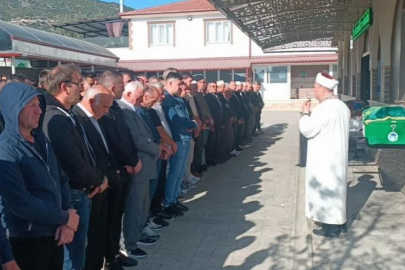 Aile katliamında karı-koca son yolculuklarına uğurlandılar