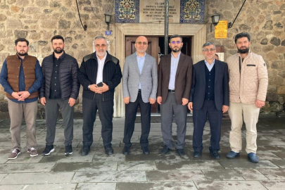Bursa’dan gelen heyet Ulu Cami ve Paşa Camii’ni gezdi