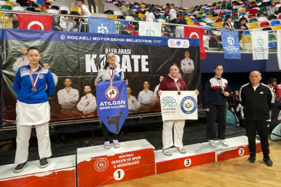 Karatede 1 altın 2 bronz madalya