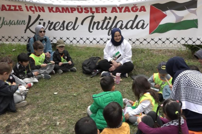 Üniversiteli öğrencilere anaokulu öğrencilerinden destek