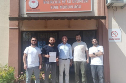 Bursa'da 165 santimetrelik balık tutan iki arkadaşa para cezası