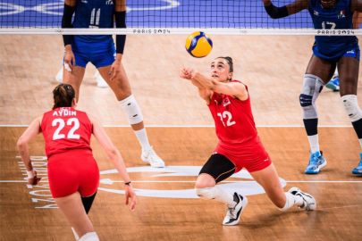 A Milli Kadın Voleybol Takımı, İtalya’ya 3-0 mağlup oldu