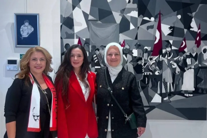 "Cumhuriyet'in Doğuşu" Resim Sergisi Bursa'da Sanatseverlerle Buluştu