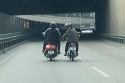 Bursa'da 2 motosikletlinin tehlikeli yolculuğu kamerada