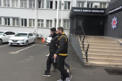 Bursa'da tabancayla dehşet saçmıştı: 3 kişinin yaralandığı kavga anı kameraya yansıdı