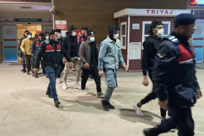 Bursa'da 13 göçmen, jandarma ekipleri tarafından yakalandı