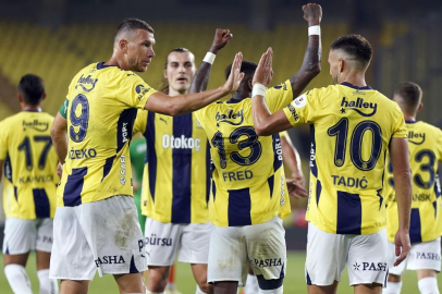Fenerbahçe ligin ilk yarısında geçtiğimiz sezonun gerisinde kaldı