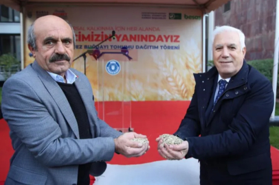 Büyükşehir’le toprak bereketleniyor, çiftçi kazanıyor