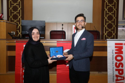 İnegöl'de fuar öncesi mobilya pazarlamacılarına eğitim