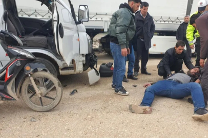 Bursa'da kamyonet ile çarpışan motosikletli ağır yaralandı