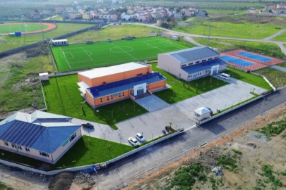 İznik’in spor kompleksi faaliyetlerine başlıyor