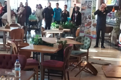 Korupark AVM'de tavan çöktü, yemek yiyenler ölümden döndü
