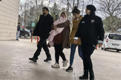 Bursa'da kucaklarında bebekle hırsızlık yapan 2 kadın yakalandı