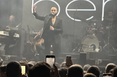 Bursa'da Berkay’dan Sevgililer Gününe özel konser