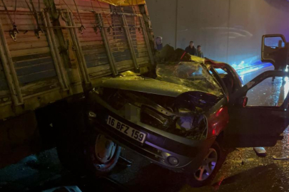 Bursa'da alt geçitte zincirleme kaza: 1 ölü, 1'i ağır 4 yaralı