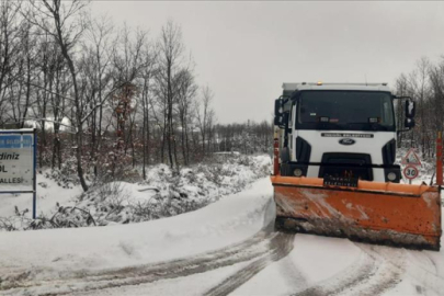 İnegöl'de 24 saatte 925 km kar temizleme çalışması yapıldı